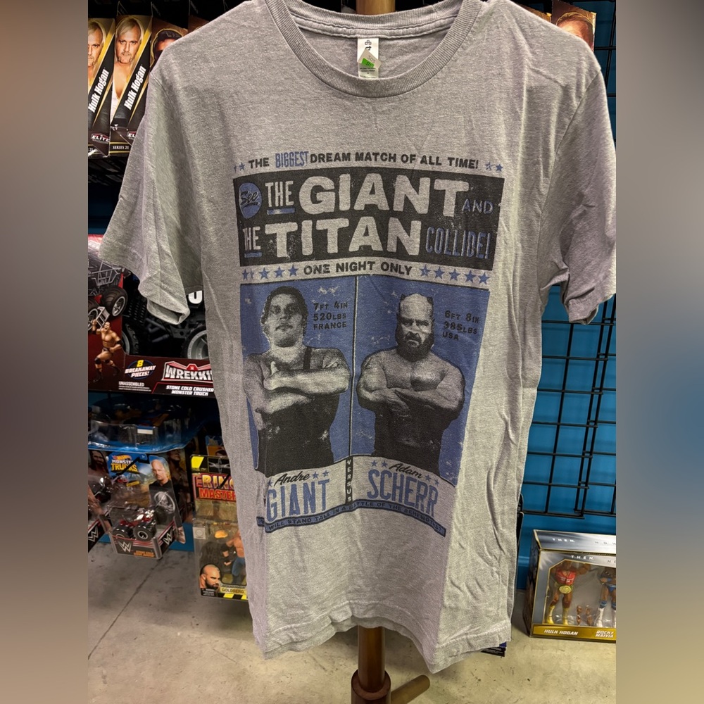 Andre The Giant vs. Adam Scherr - Gray Graphic Men's T-Shirt